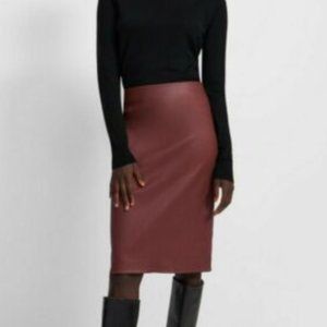 NWT Theory Leather Pencil Skirt, size 00, Mulberry